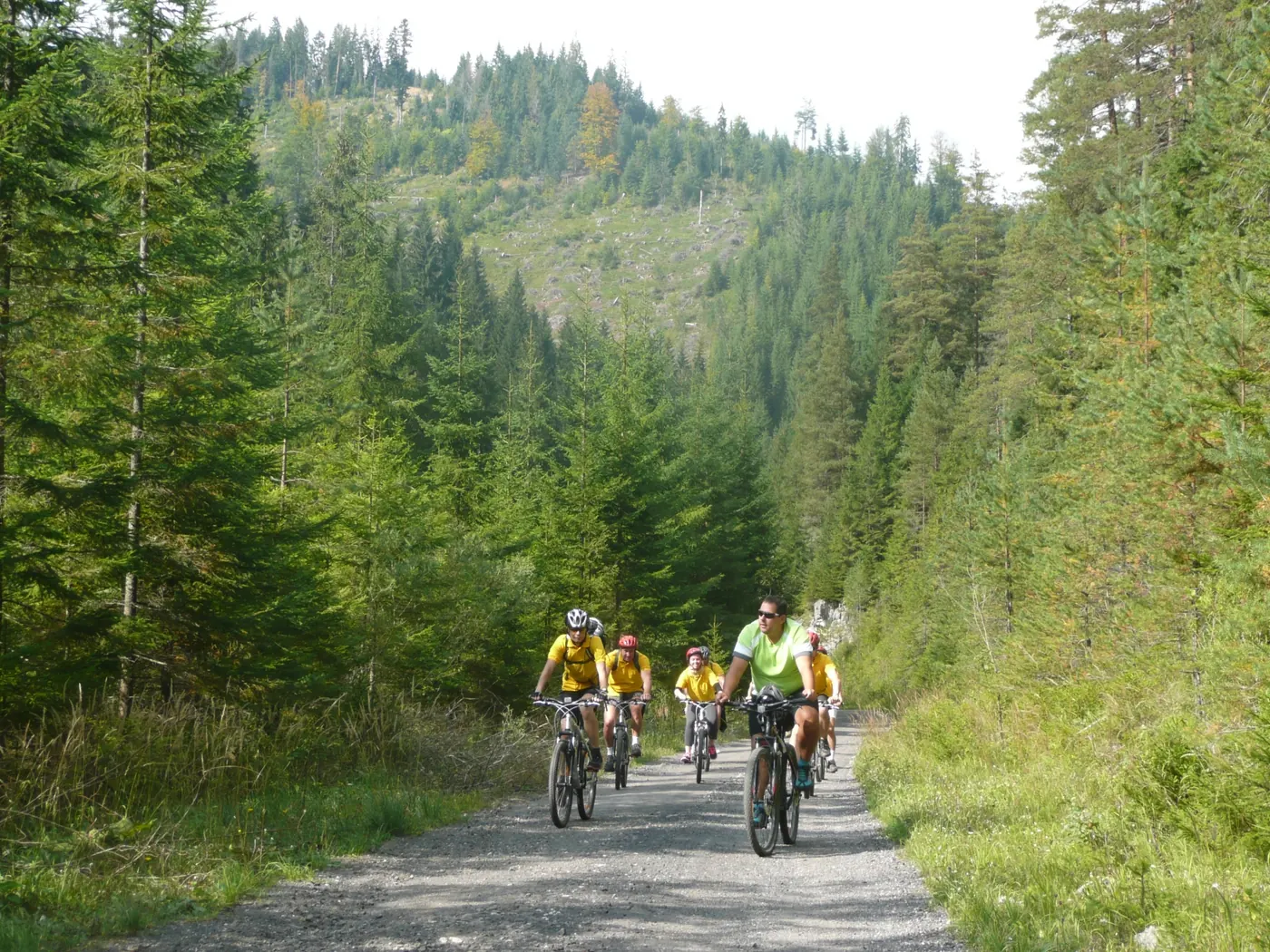 Skupina na MTB trase pod Tatrami